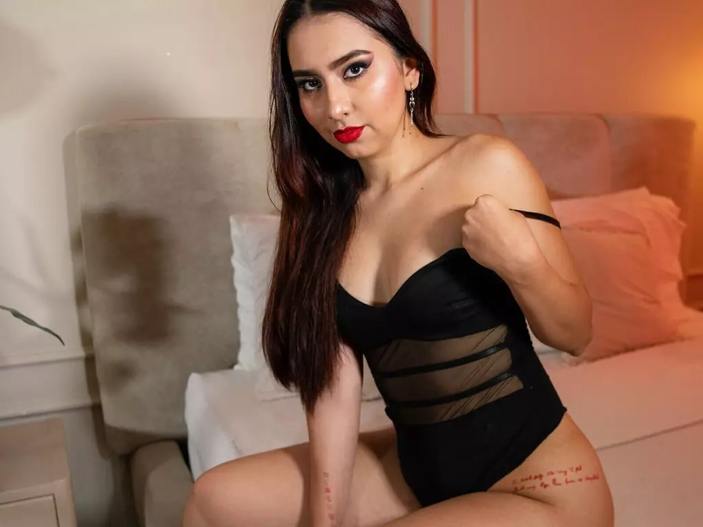 Live Sex Chat with AdaBelucci