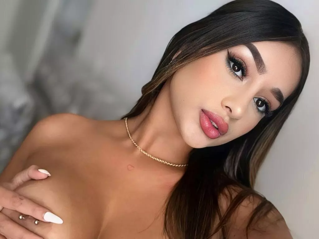 Live Sex Chat with AliciaOcean