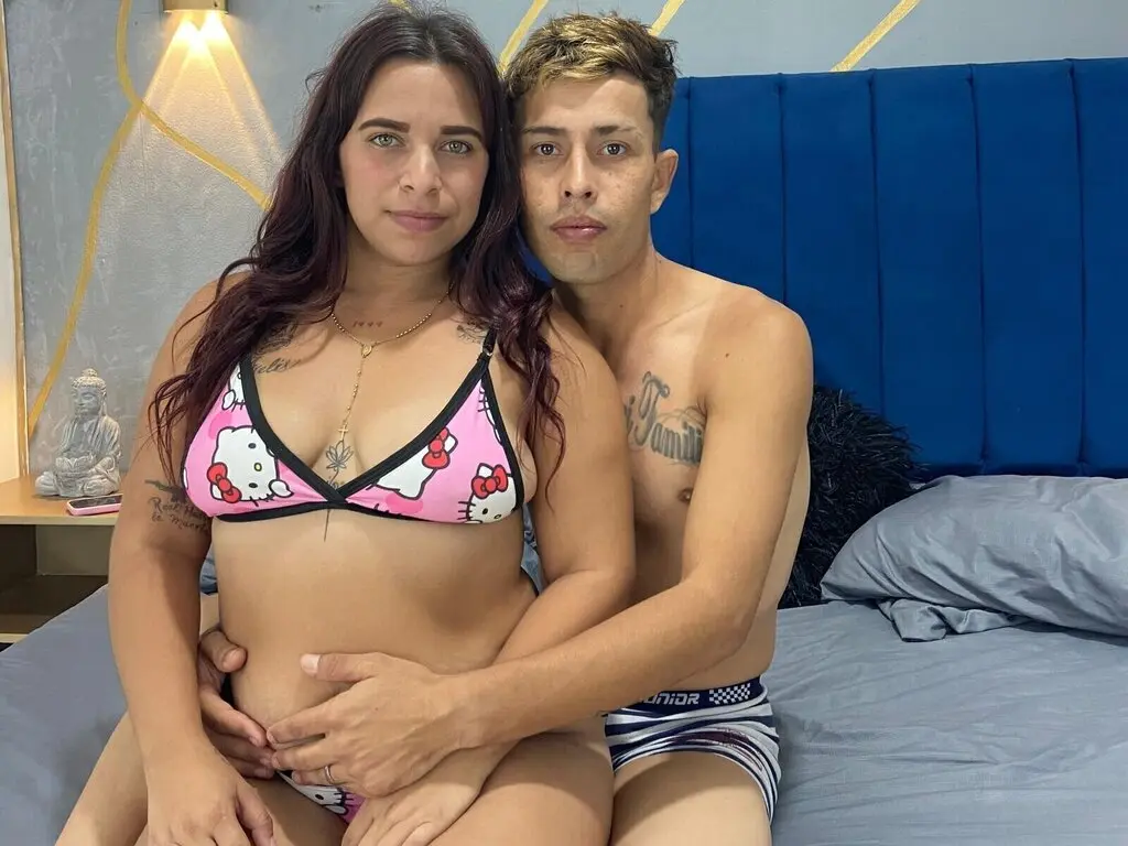 Live Sex Chat with AngelaAndMike