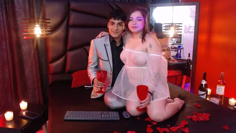 Live Sex Chat with ArianaAndMateo