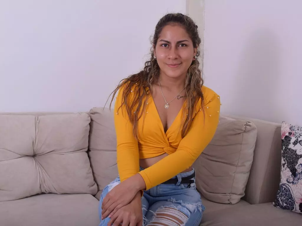 Live Sex Chat with BrittanyLuns