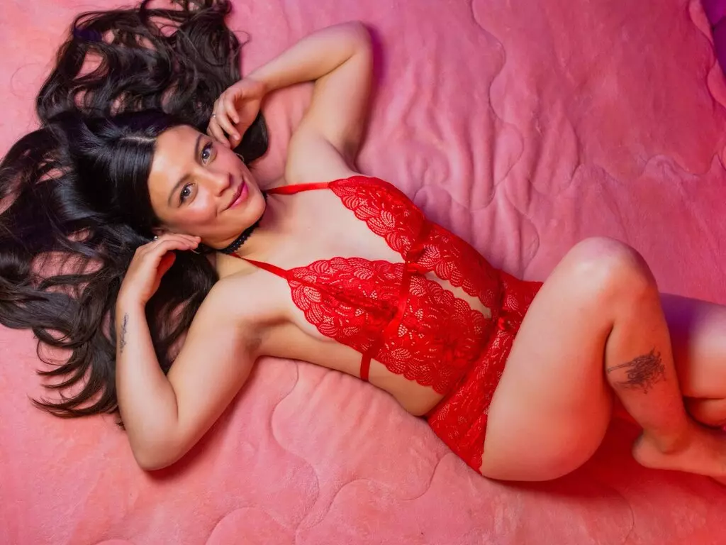 Live Sex Chat with CamilaAdam