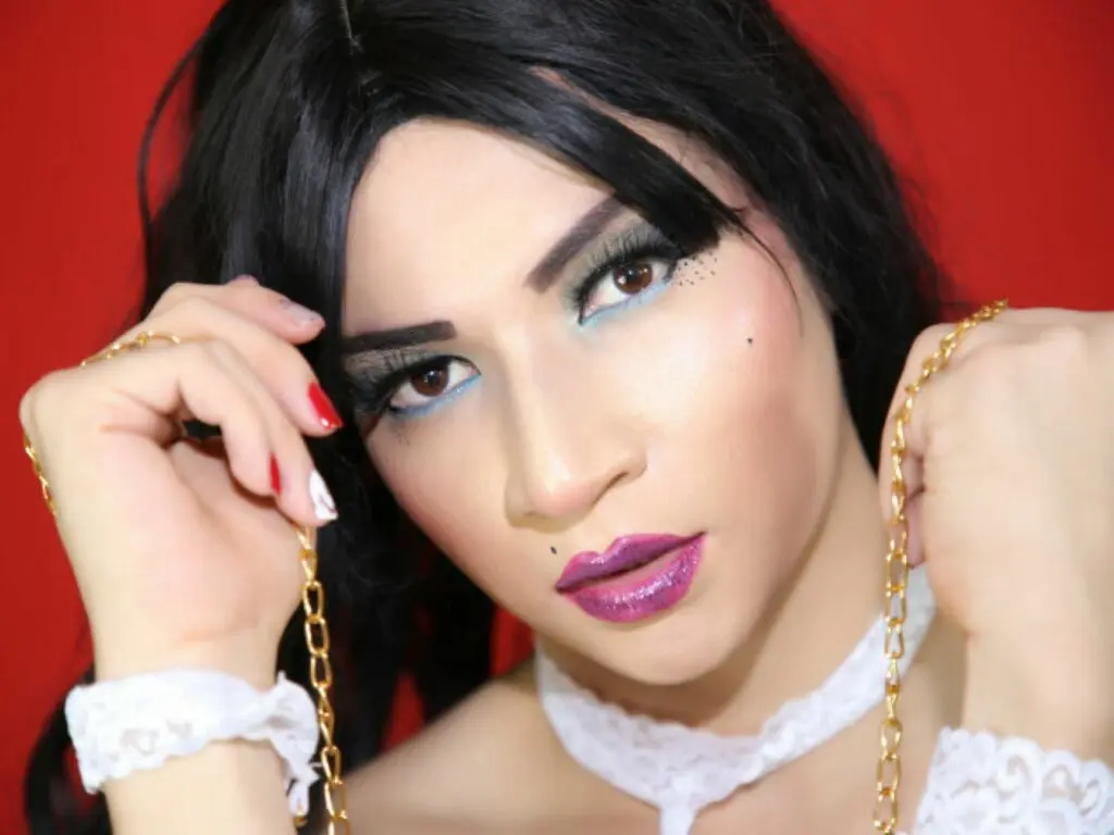 Live Sex Chat with DamaraClark