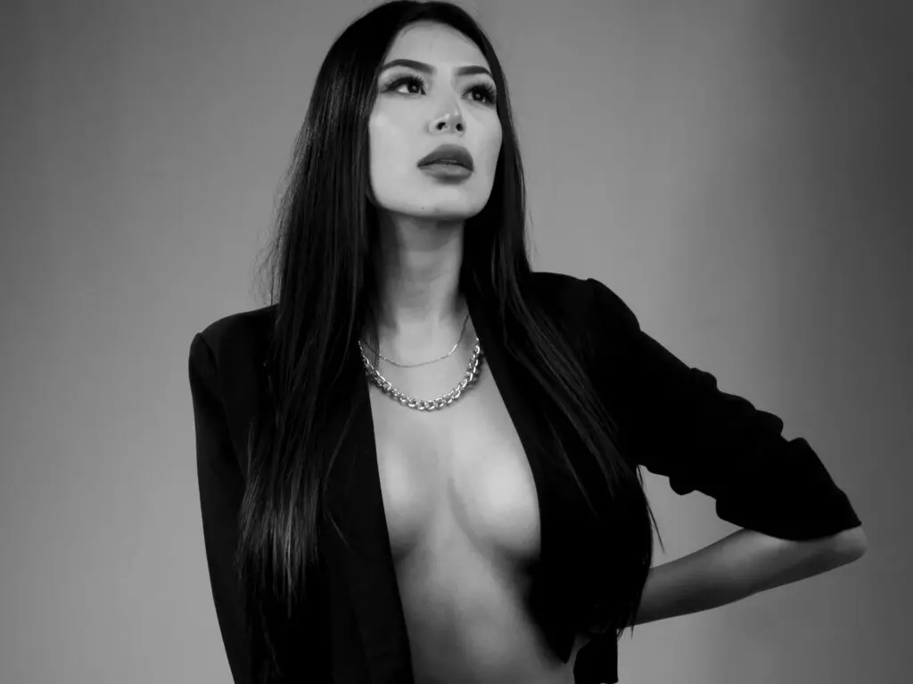 Live Sex Chat with DanielaHenao