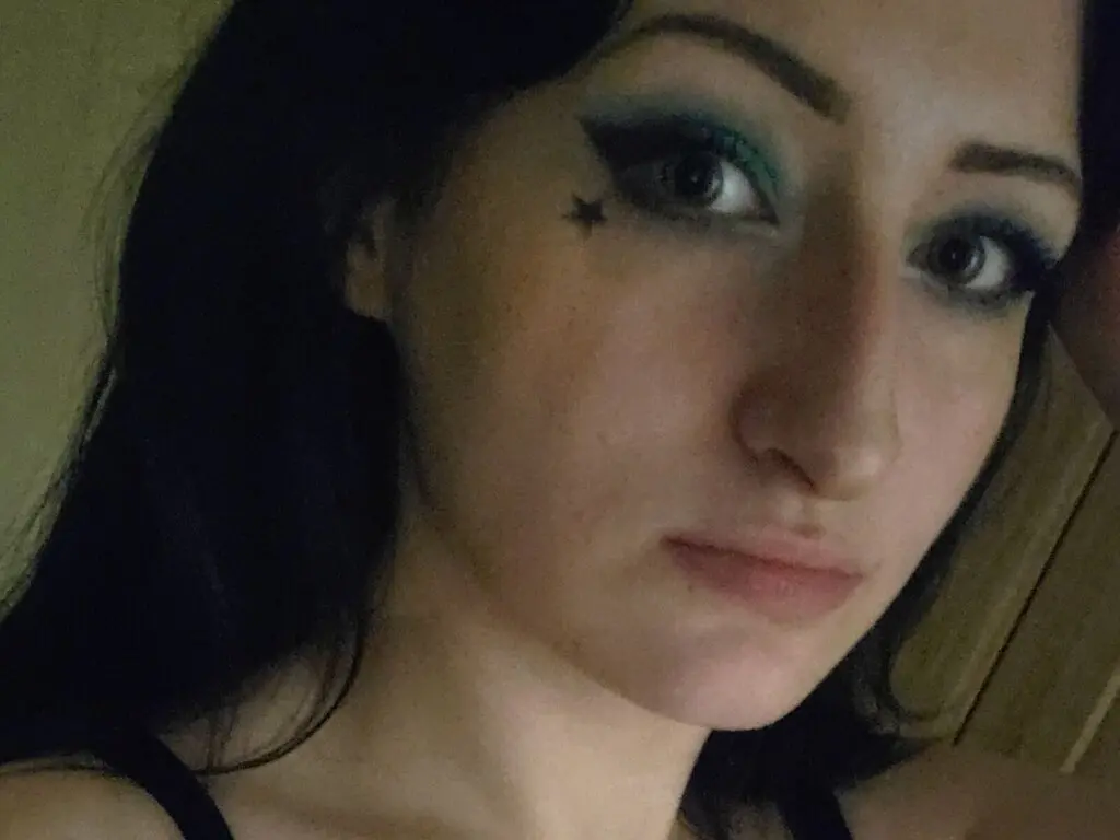 Live Sex Chat with DayanaVirt