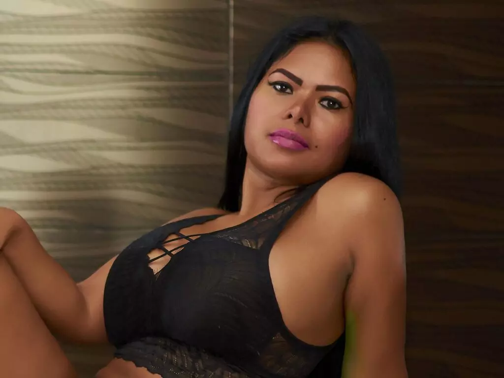Live Sex Chat with Gabrielacolombia