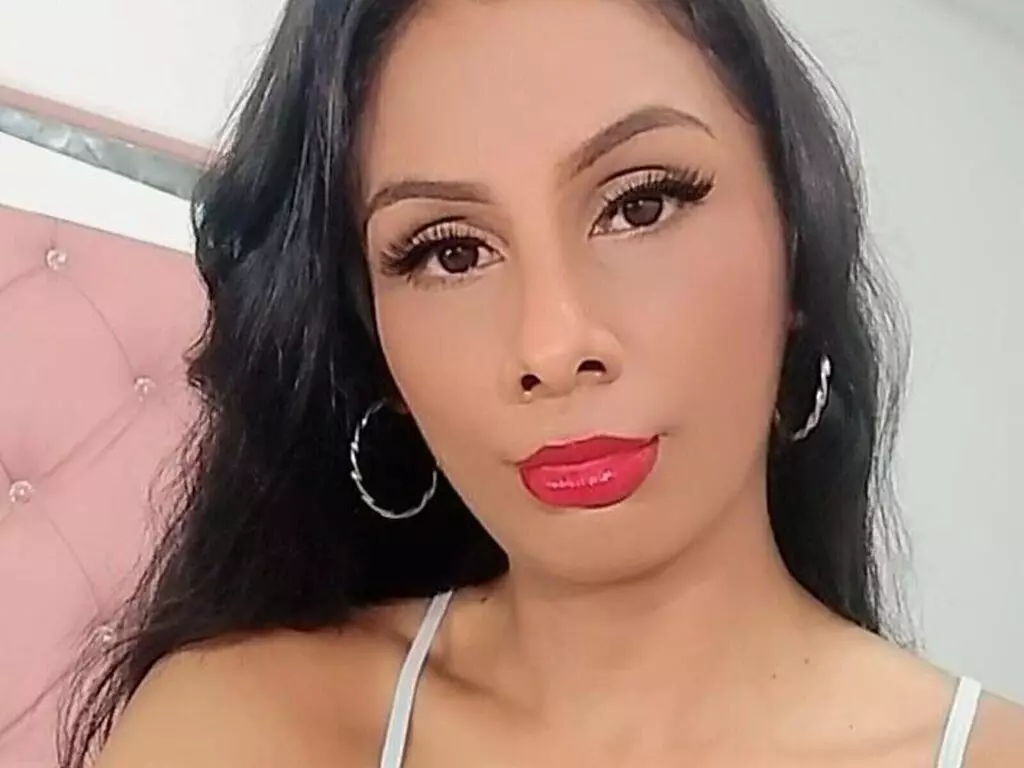 Live Sex Chat with IsabellaFreire