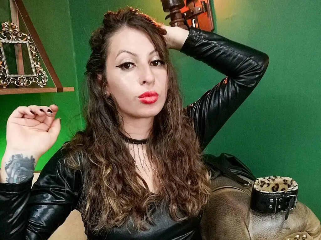 Live Sex Chat with LeilaDom