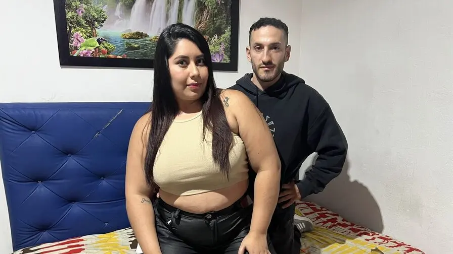 Live Sex Chat with LeslyAndSebas