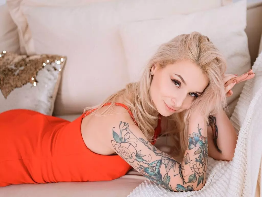 Live Sex Chat with LilFleur