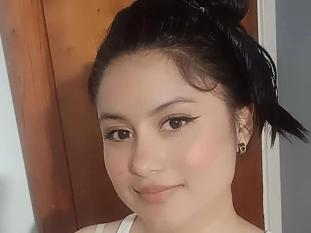 Live Sex Chat with LinaRoys