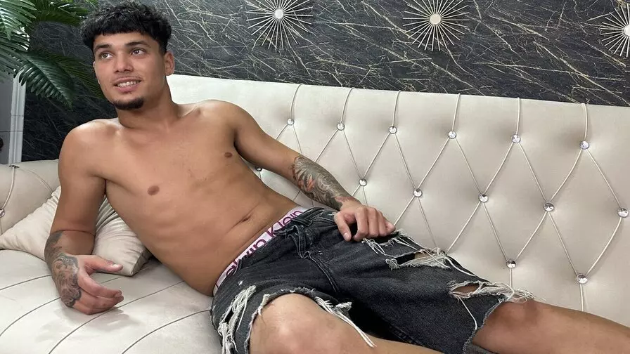 Live Sex Chat with MarkosMateo