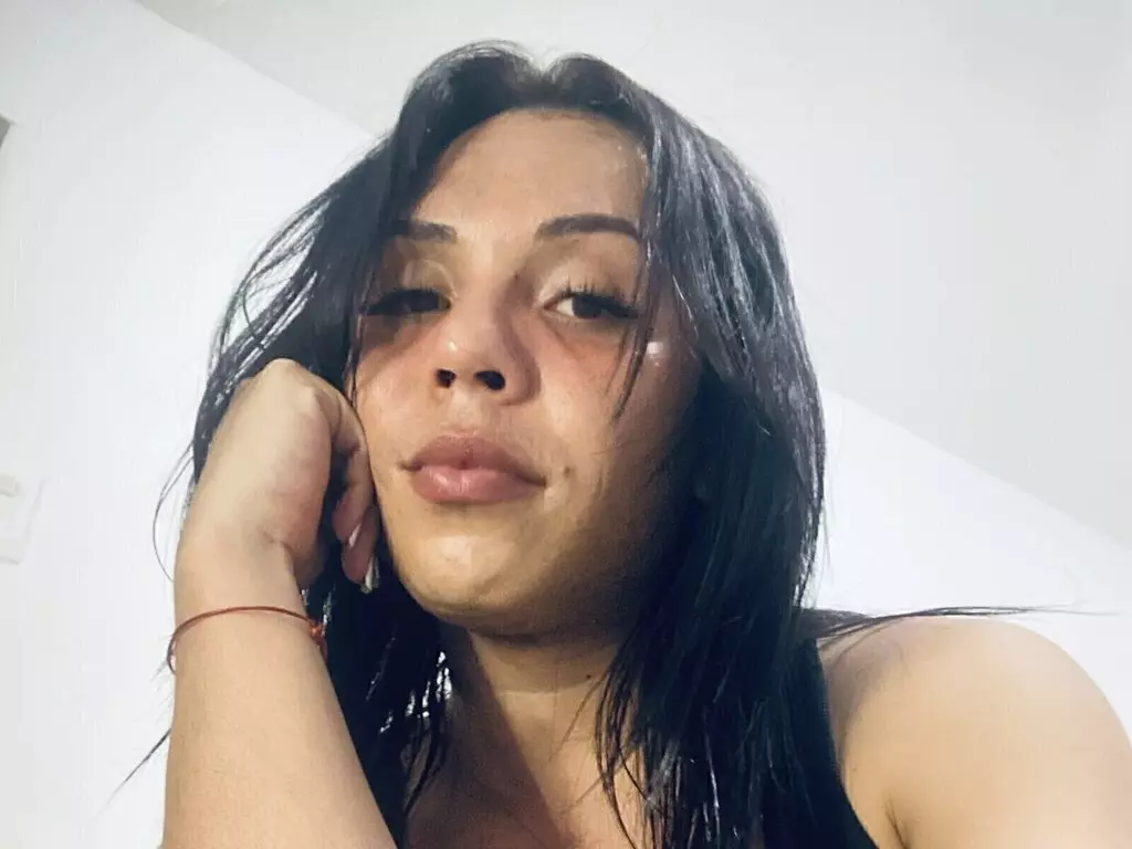 Live Sex Chat with MelizzaGalindo