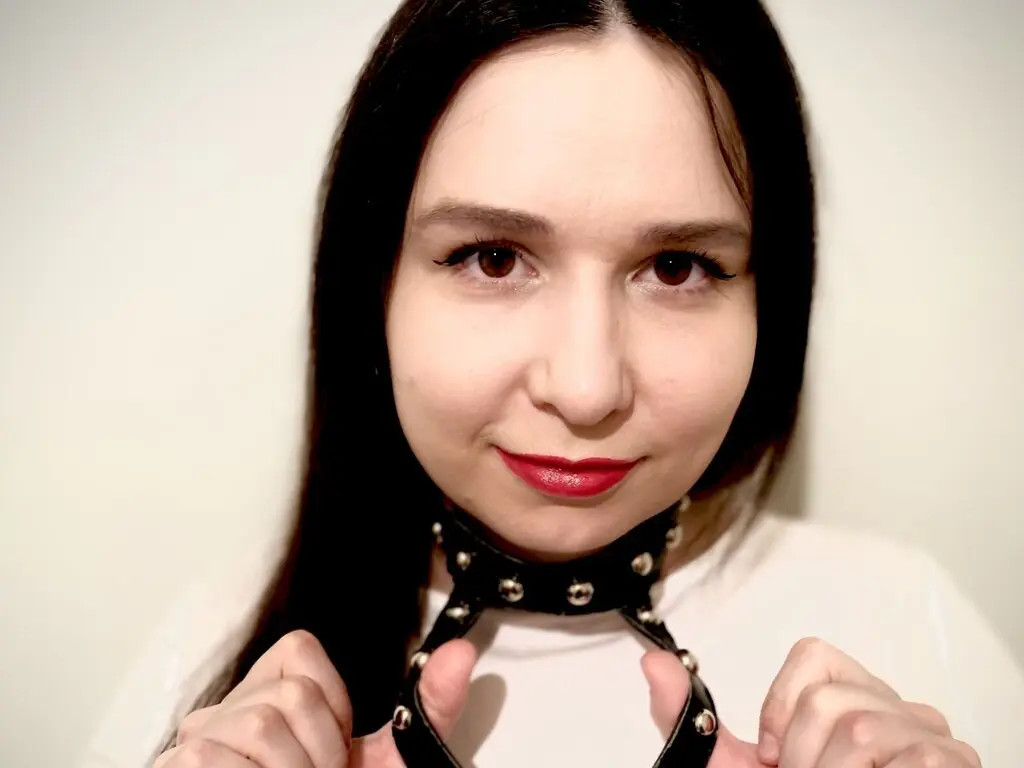 Live Sex Chat with MiaAller