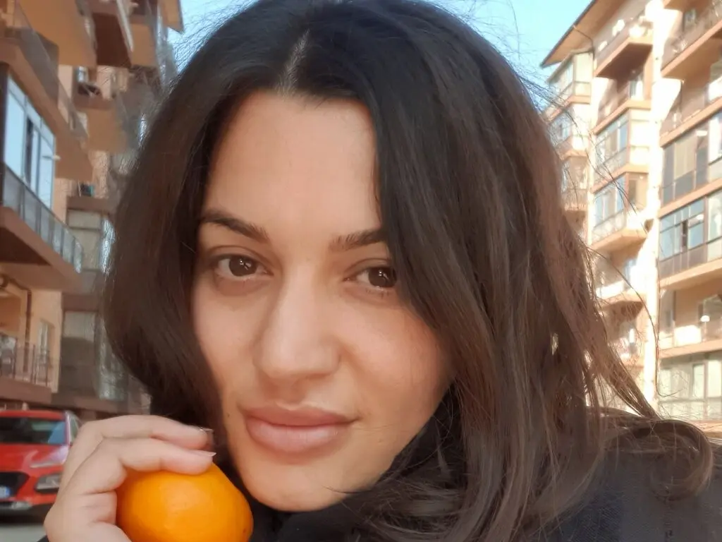 Live Sex Chat with MiaIvy