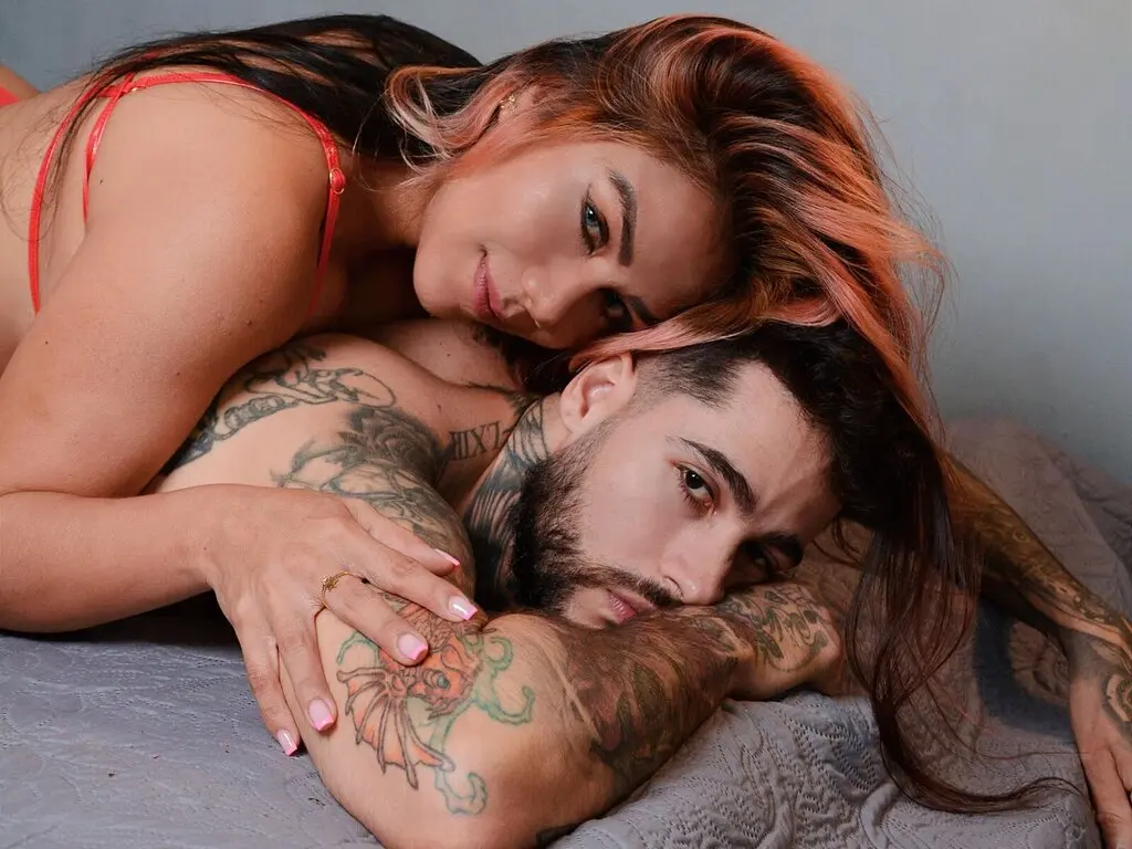 Live Sex Chat with NinnaAndBillye