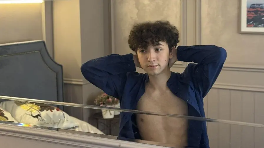 Live Sex Chat with ValentinoBorzagi