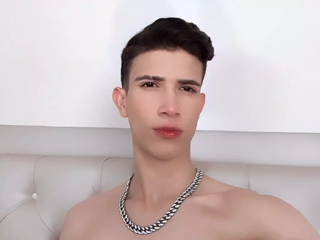 Live Sex Chat with ValentinoMendez